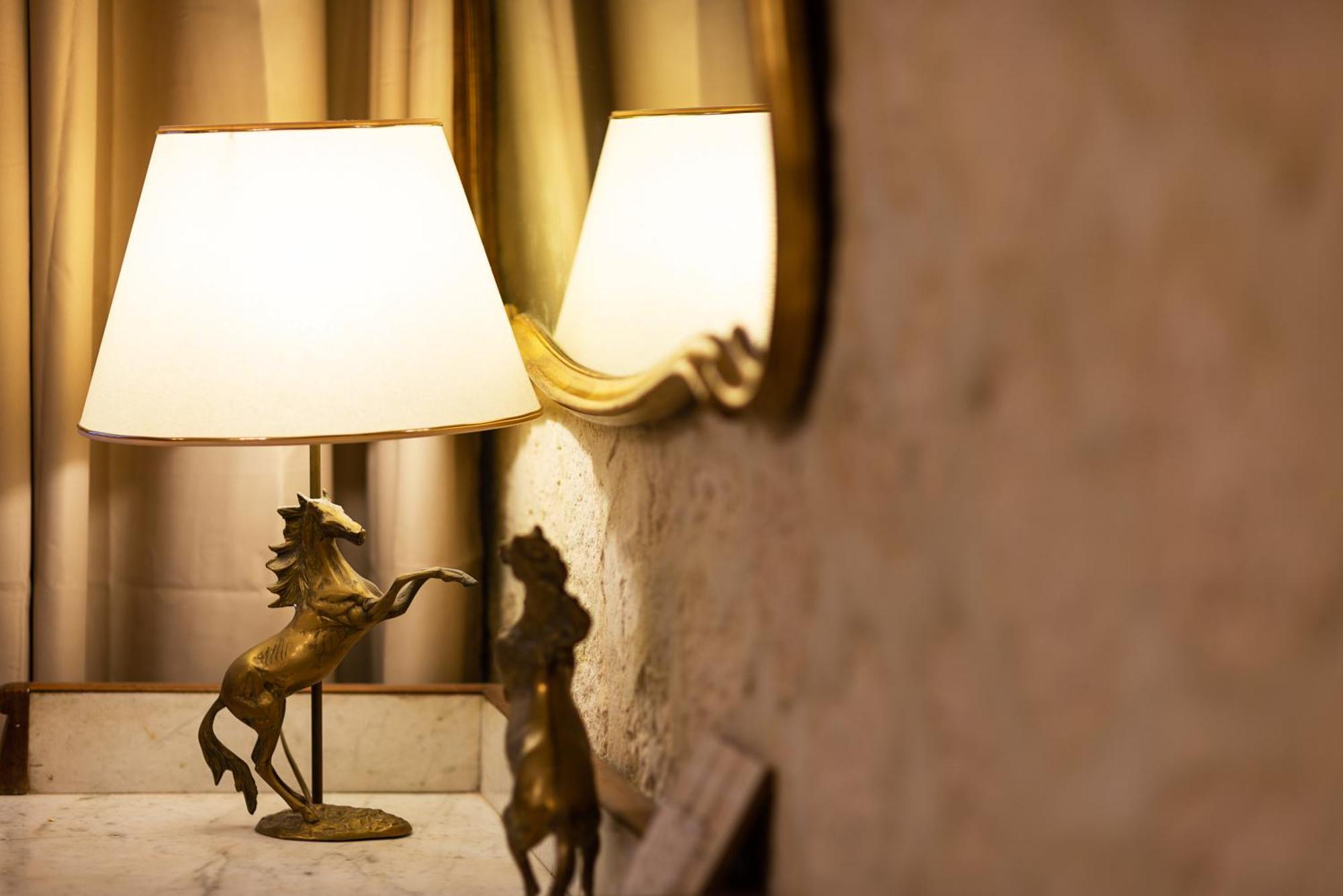Hotel Boutique Saint-Louis Лізьє Екстер'єр фото