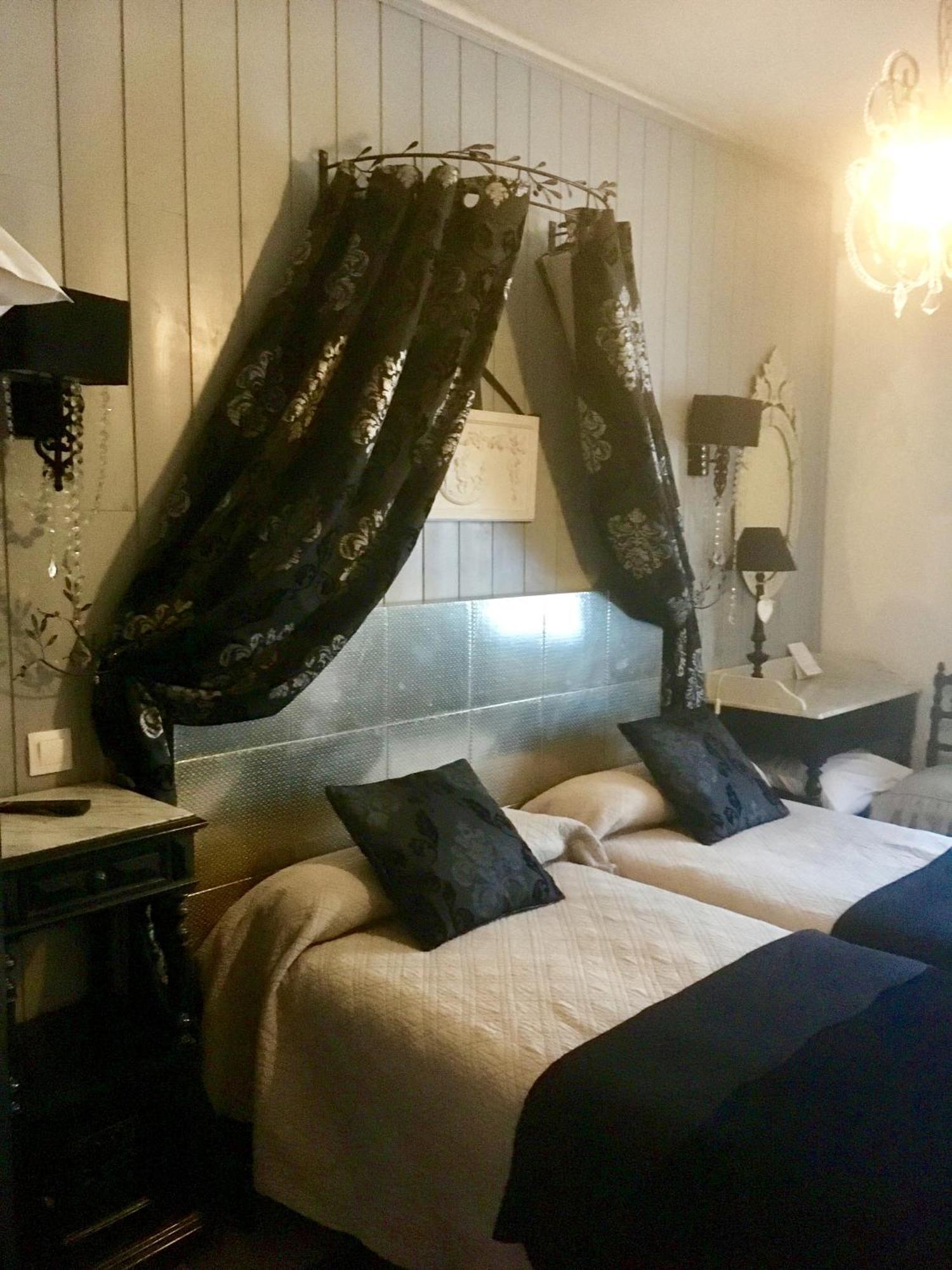 Hotel Boutique Saint-Louis Лізьє Екстер'єр фото